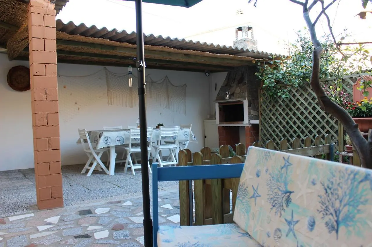 別荘 Casa Vacanze Nonna Franca カブラス イタリア